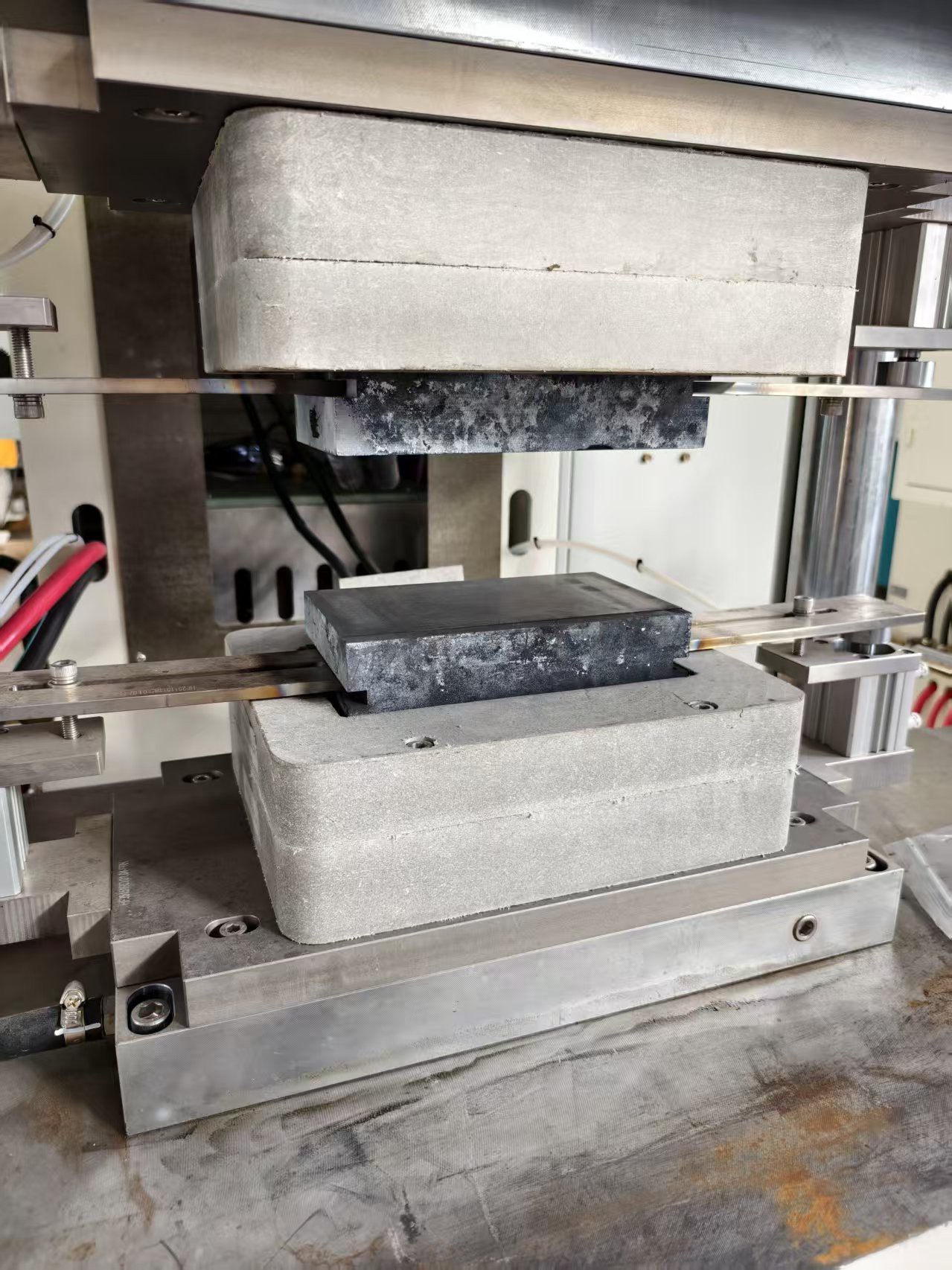 details about the HAIFEI 600KVA Aluminum Diffusion Welder details about the HAIFEI 600KVA Aluminum Diffusion Welder